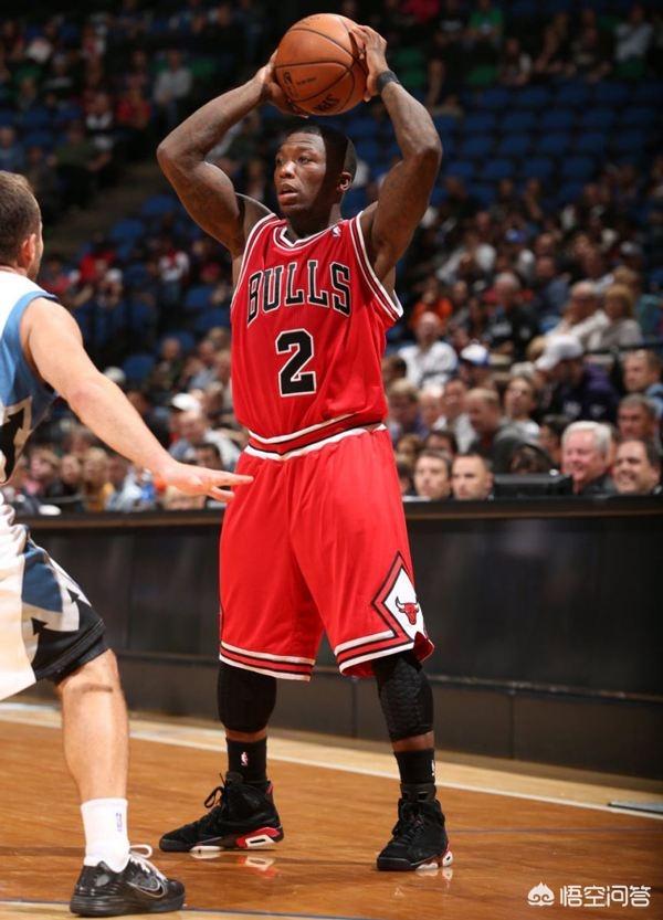 nba身长腿短的球员:NBA中矮的球星有哪些？他们身高多少？事迹如何？