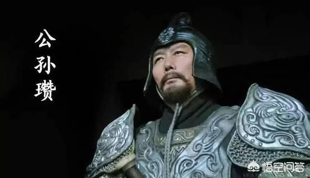 淳于琼:《三国演义》中除了关羽，当时在场的人还有谁可斩华雄？