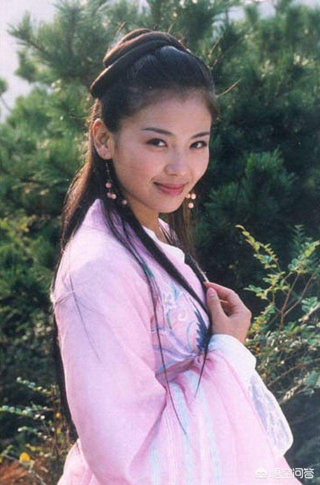 金庸老先生在《天龙八部》里面,为什么要把阿朱写死之后,还要再添个阿紫代替阿朱？