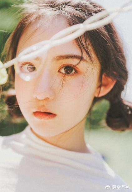 张格:电视剧《亲爱的热爱的》中小艾的演技如何生活中是什么样子的