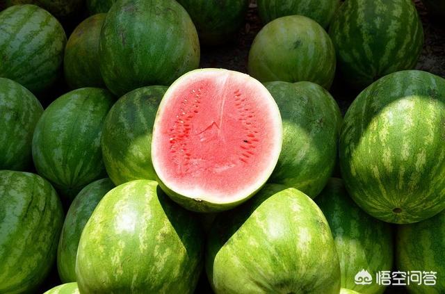 戈壁西瓜真的不能吃吗，减肥期间吃西瓜会有什么影响