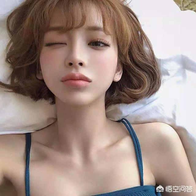 海青发型:有抬头纹的男生适合什么样的发型