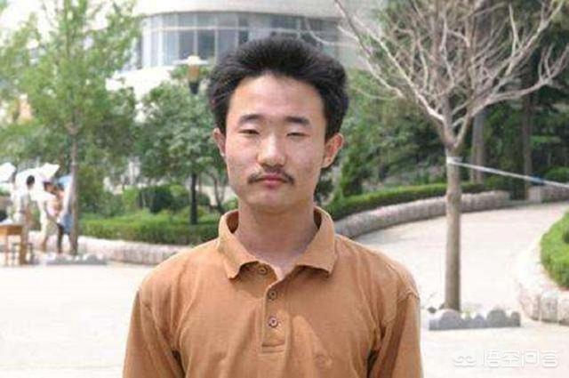 中国高考史上最厉害的2位高考状元——何碧玉和王端鹏，10年后的发展如何？