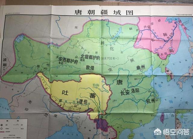 唐朝划分为“四唐”——初唐、盛唐、中唐、晚唐,是谁提出的,依据是什么？