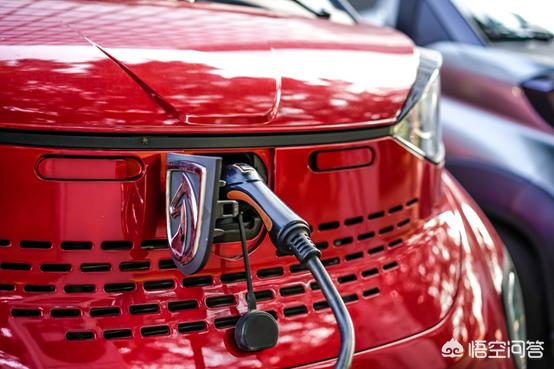 新能源汽车宝骏E100的电池可以用几年？(新能源e100宝骏电池)