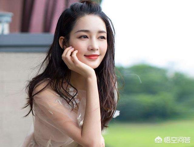 魏大勋李沁承认恋情:李沁为什么一直感觉她没有男友？