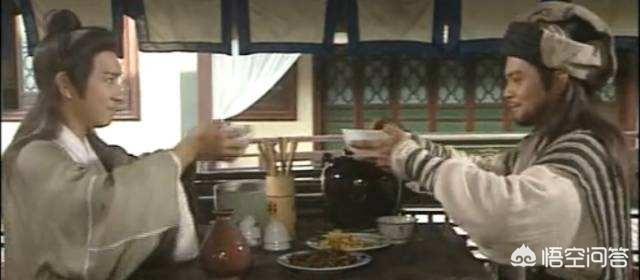 萧峰开始对段誉不是很了解就和他结拜，慕容复在前期萧峰是对他很认可的却没结拜！为何？插图28