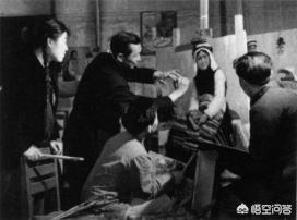 巨型油画《开国大典》为什么会融入敦煌元素？