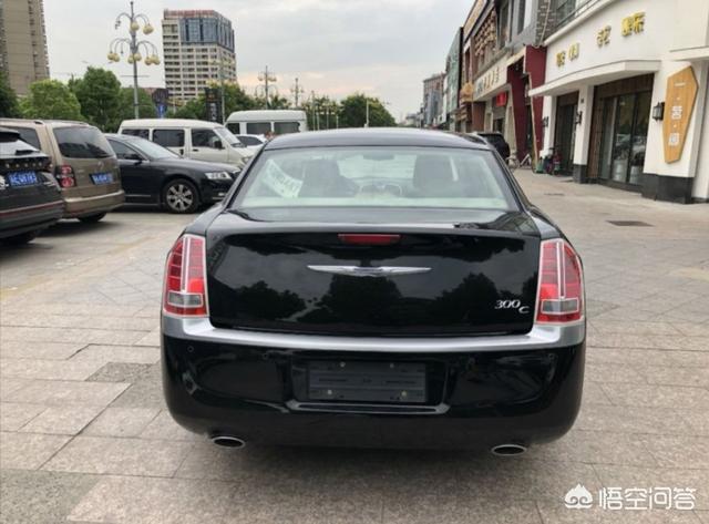 蓝眼皇冠豹越小越贵吗:有哪些车型以前感觉很贵，到现在却感觉很廉价？