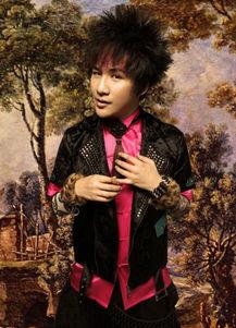 大张伟真名,为什么大张伟被称为大老师？