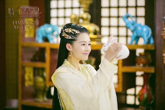 罗晋赵丽颖:李沁和赵丽颖谁的演技更好？