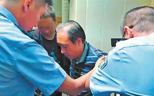 白银杀人狂:为什么绑架犯敢绑架杀人？他们的心理和普通人有什么不一样？