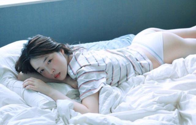 雪莉崔子分手:崔雪莉新男友丑出边际，她是有“恋丑癖”还是傍大款