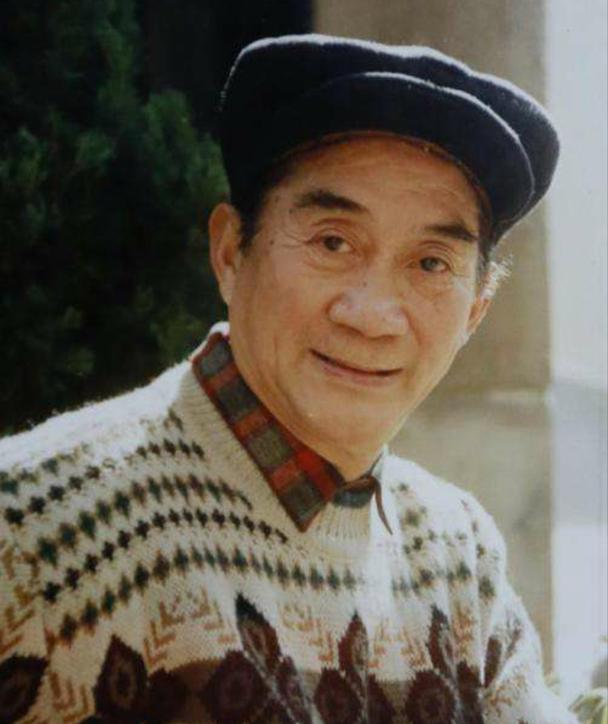 王璐瑶胸:1996年六小龄童出演的中美合拍《大闹天宫》为什么会夭折？