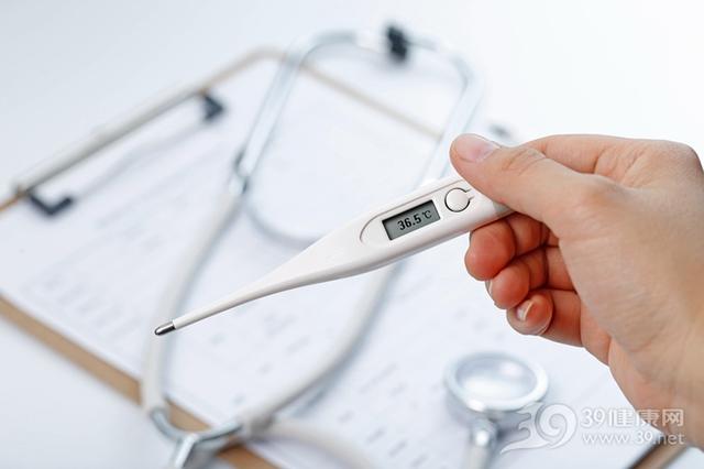 足部保养图片:足部保养的重要性 为什么说糖尿病患者应该注重足部护理？