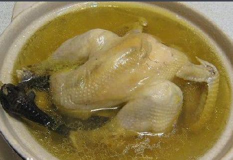 清汤鸡怎么炖才香？