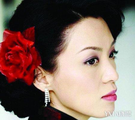 覃美金:有个贪得无厌的妈妈怎么办