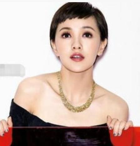 高一清:刘诗诗超短发亮相、陈伟霆震惊，超短发女孩怎样穿能有女人味？