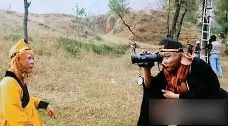 韩寒萌:如何快速有效的学习王者荣耀的相关理论知识能达到看懂游戏即可？ 韩寒电影