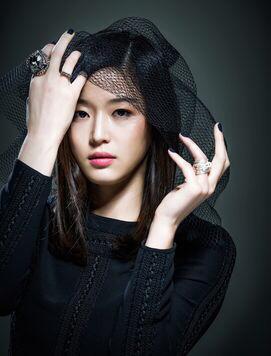 韩佳人近照:你们觉得韩星里面宋慧乔美还是全智贤美