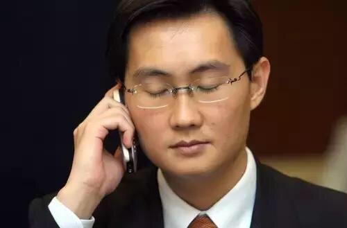 如何看待“李彦宏乘坐无人车上北京五环涉嫌违规,交警介入调查”？