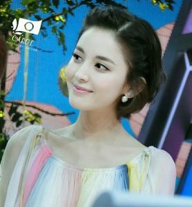 迪丽热巴和古力娜扎:热巴和娜扎，为什么大家更喜欢热巴