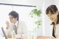 女生学什么专业就业前景好,女孩子大学学什么专业有前途？