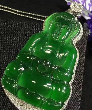 翡翠手镯的销售话术,万元以内，能不能买到好的翡翠手镯？