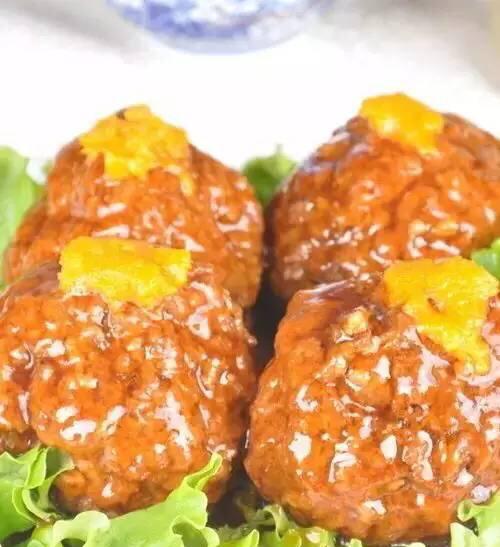 山东鲁菜特色菜,在济南吃最正宗的鲁菜是什么？