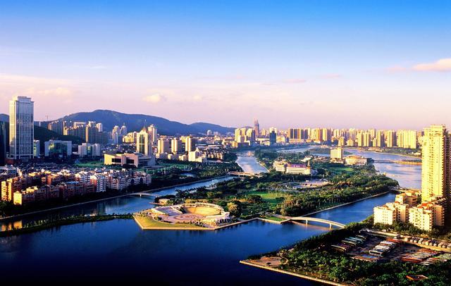 中国最宜居城市是哪里，厦门当选最宜居城市，位列第一名，为什么？