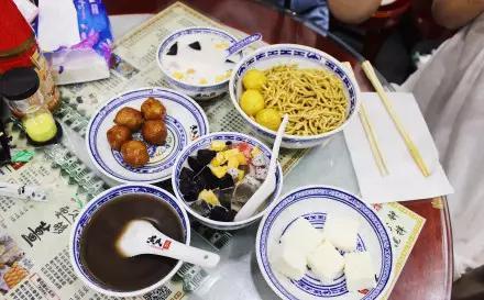 上海新龙凤千花坊:吃货一枚，宁波有哪些好吃的