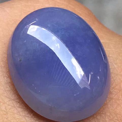 什么样的翡翠才是好的品种,当下最值得购买的翡翠品种有哪些？