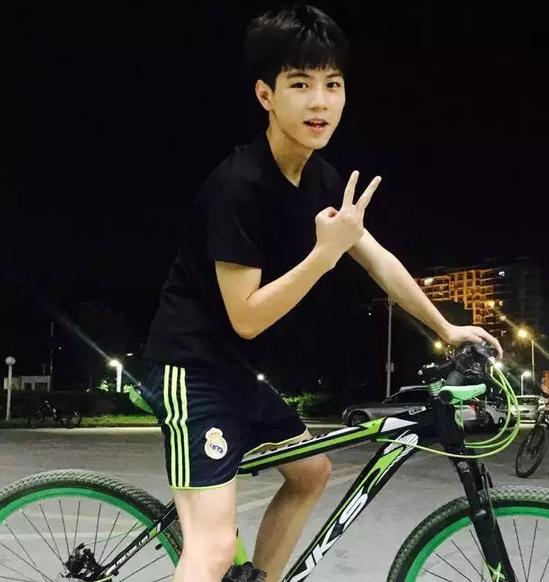 易虎臣女友:以前参加《变形计》节目的人，现在怎么样了？