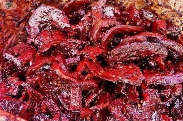 石蚌:石头 听说蛙类只有石蛙才是真正不用喂饲料不在肥水里长，大家说是吗？