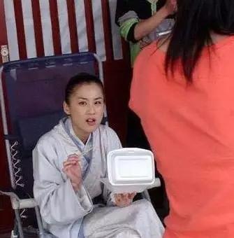 韩寒萌:如何快速有效的学习王者荣耀的相关理论知识能达到看懂游戏即可？ 韩寒电影