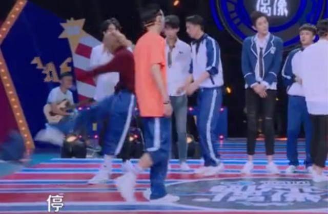 何炅事件是怎么回事:何炅前几天因为什么原因被骂？你怎么看？