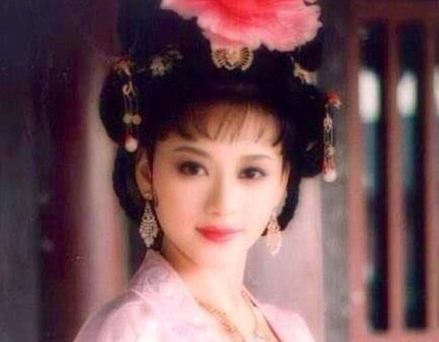 陈莎莎图片:有哪些名字是abb式的演员？