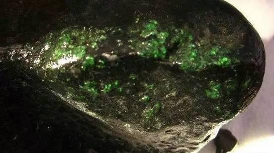 翡翠手镯的销售话术,万元以内，能不能买到好的翡翠手镯？