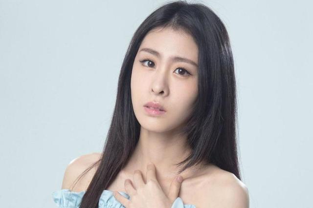 sunnydays张碧晨:为什么张碧晨歌火人不火？