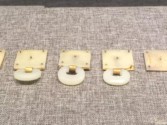 卖玉的话语跟技巧,买玉的时候怎样与商家讨价还价呢？