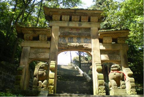中国佛教的四大名山:中国佛教四大名山中哪个最值得一游？