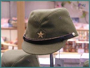 为何日本人帽子上有一颗五角星？