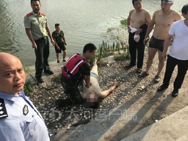 滦县救狗事件:你怎么看待有些爱狗人士不顾一切地爱狗、救狗？
