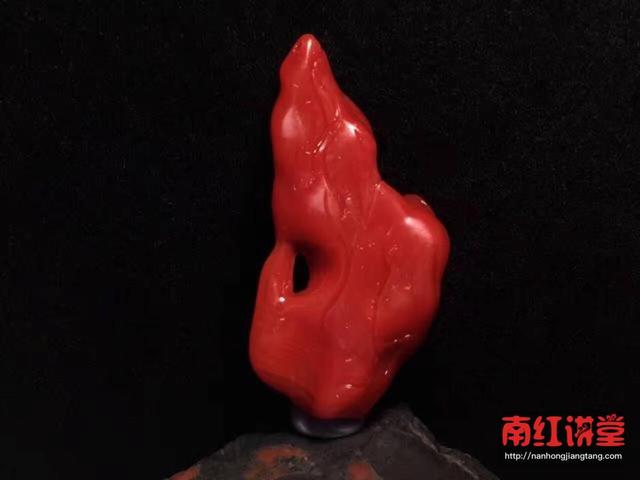 什么属相佩戴南红好,身体不怎么好的人戴蜜蜡好还是南红好？