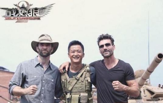 张翰的家庭背景:战狼2中的彩蛋是说明龙小云没死么？