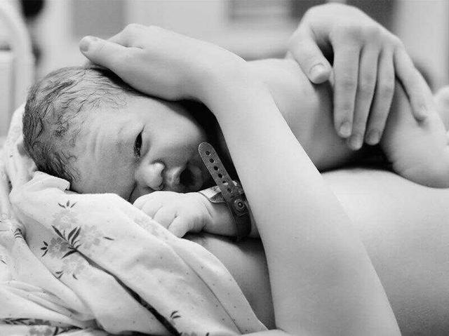 95后宝妈产后从145逆袭到90斤，她是怎么做到的月子怎么做