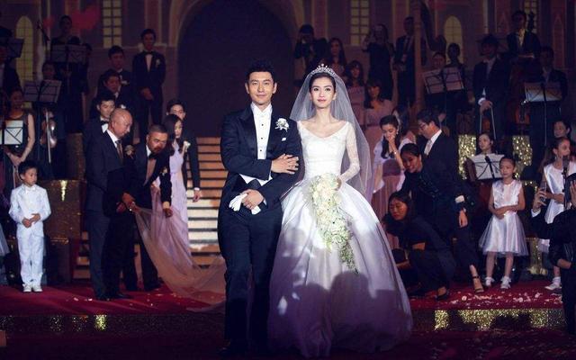 金泰熙照片:想比宋慧乔的婚姻，为何很多人羡慕金泰熙？