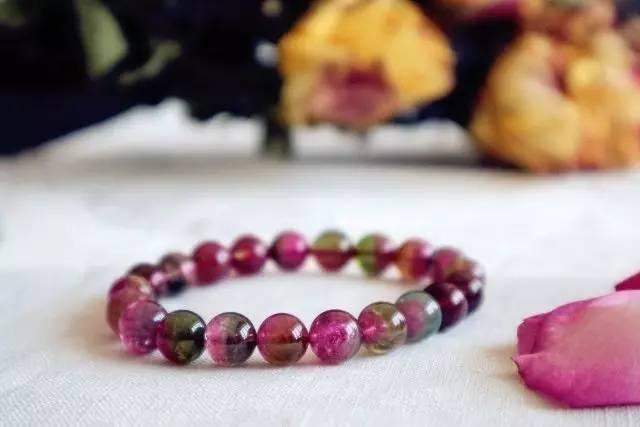 天然碧玺价格,碧玺算宝石吗，如何判断碧玺的价值？