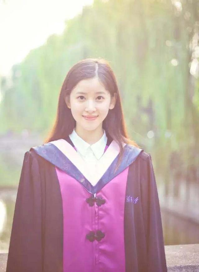 奶茶mm资料:奶茶妹妹章泽天投资10多家公司，身价500亿，你怎么看？