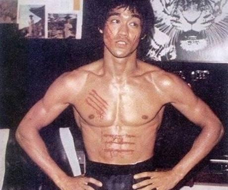 藏獒之父马俊:说不喜欢李小龙的人都是什么心态？ 藏獒之父马俊仁
